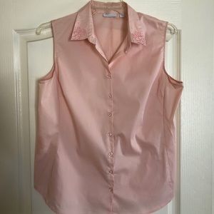 New York & Co sleeveless blouse